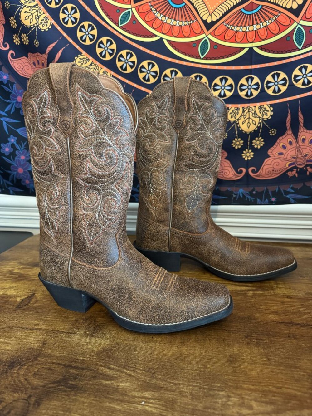 Ariat Cowgirl boots